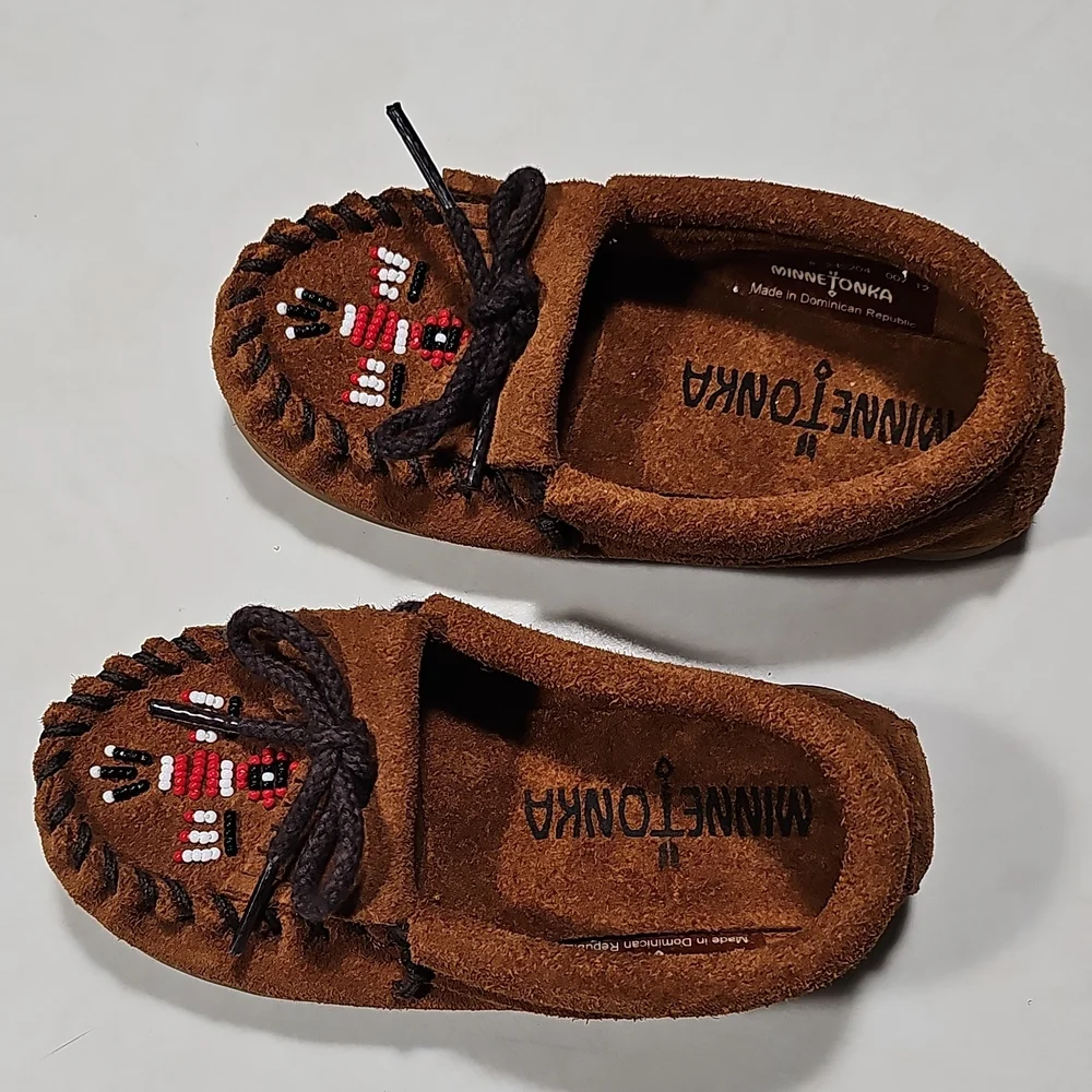 Minnetonka Brown Kids Suede Moccasin Slippers